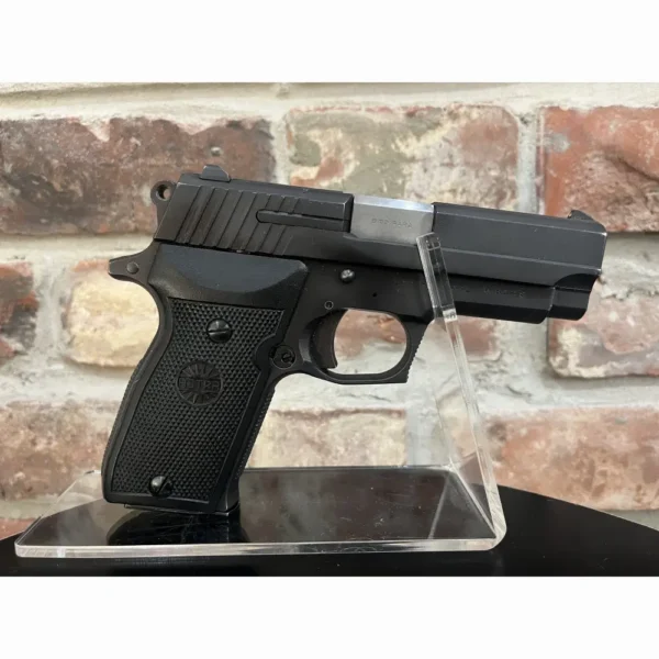 Pistolet Astra A-70 kal. 9x19